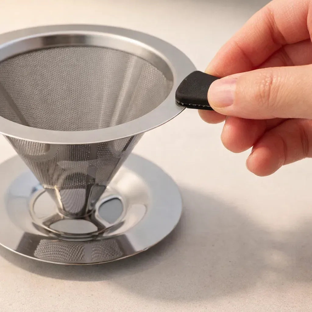 Filtro Coador De Café Inox 103 Com Pegador em Silicone - Peneira de Aço Reutilizável